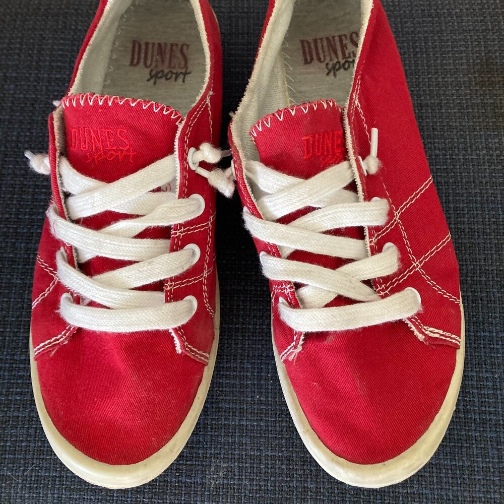 Dune Sport red tennis shoes - size 8